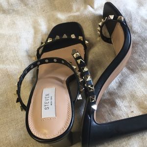 Steven New York stud heel